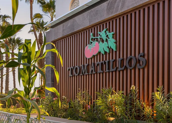 Resort Del Palmar & 4*